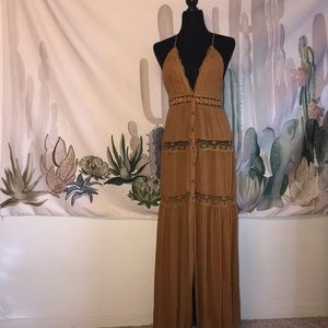 V neck lacy maxi dress